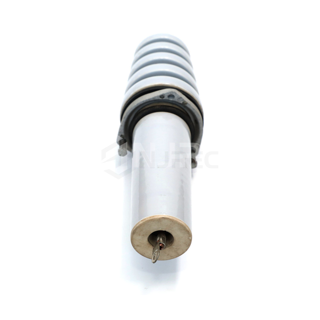 25 kV 55 A Hochspannungs-ANSI-Standard-Ringschrauben-Transformatorbuchse aus Porzellan